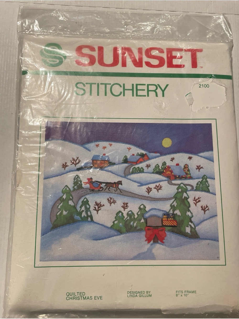 Sunset Stitchery Quilted Christmas‎ Eve 2100 Wool Yarn Snow Landscape